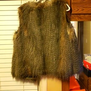 Fur vest
